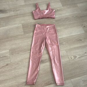 IVL matching leggings and sports bra